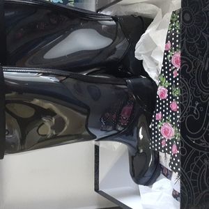 Dec Z customizable rain boots